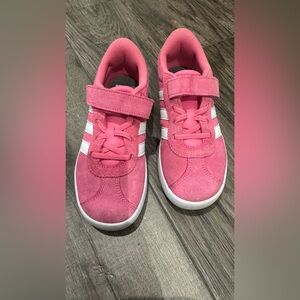 adidas Kids Sneakers in Pink with Velcro